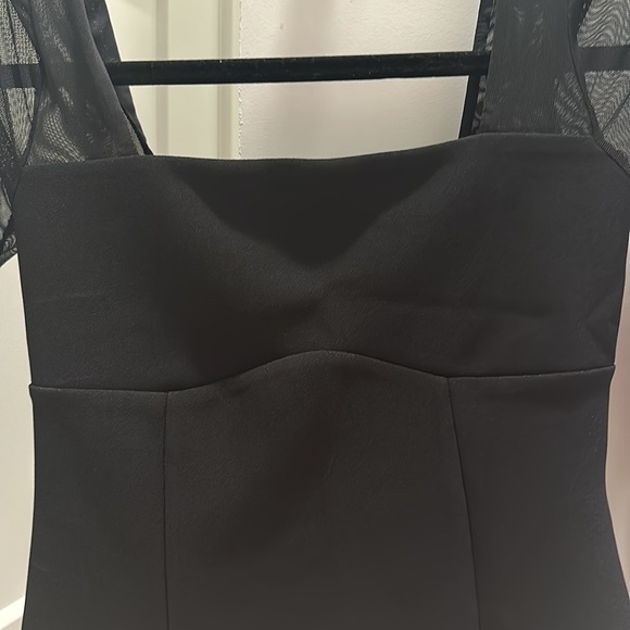 A&F size small. New with tags. “Long sleeve crepe square neck top”. Mesh on arms - Picture 5 of 9